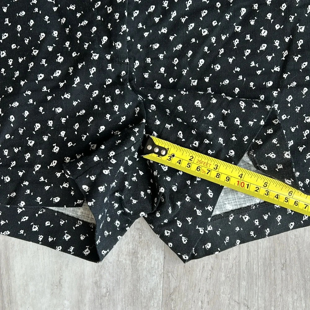 Loft Riviera Patterned Shorts - Picture 5 of 9